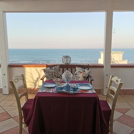 Little Paradise Casa Vacanze Маргерита-ди-Савойя Экстерьер фото