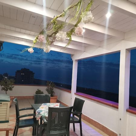 Little Paradise Casa Vacanze Маргерита-ди-Савойя Экстерьер фото