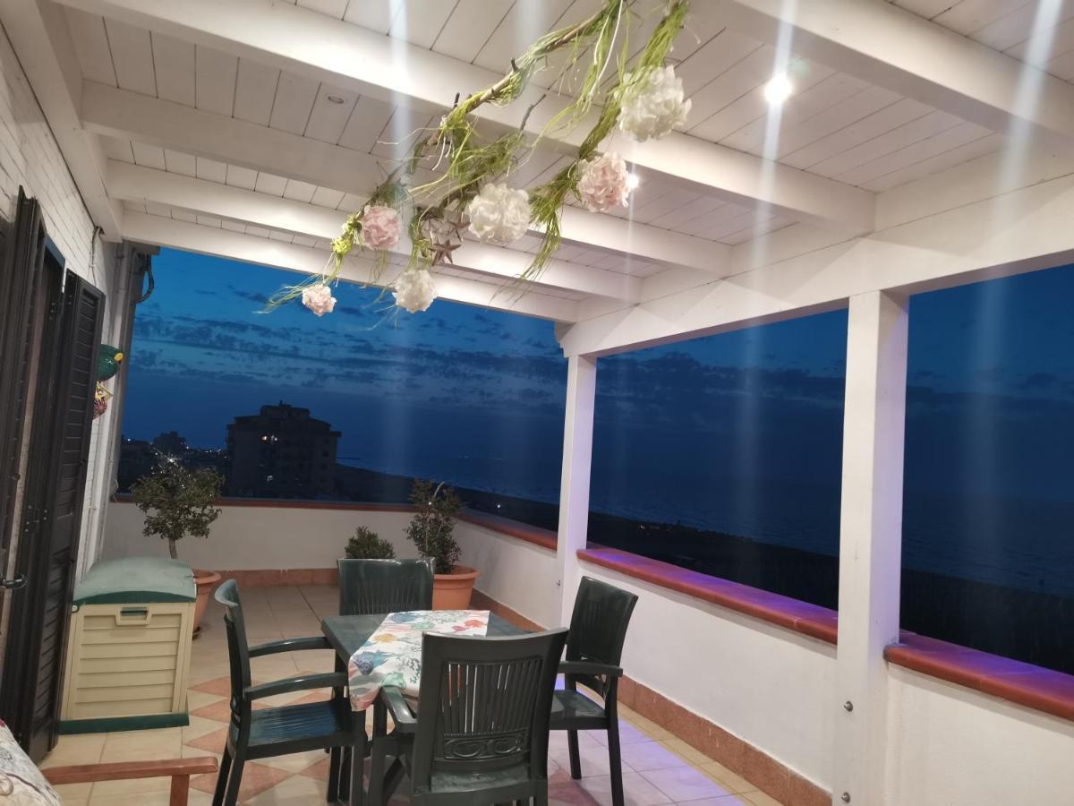 Little Paradise Casa Vacanze Маргерита-ди-Савойя Экстерьер фото