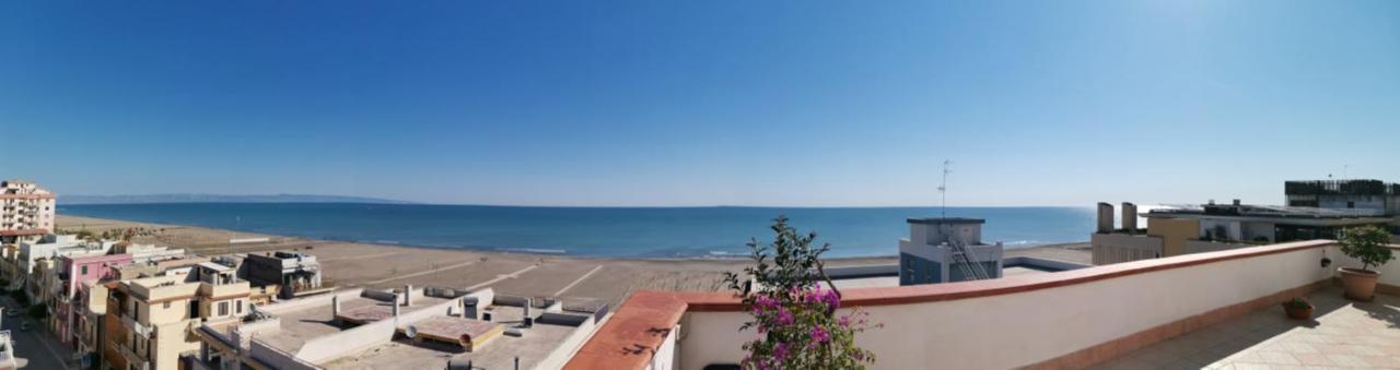 Little Paradise Casa Vacanze Маргерита-ди-Савойя Экстерьер фото